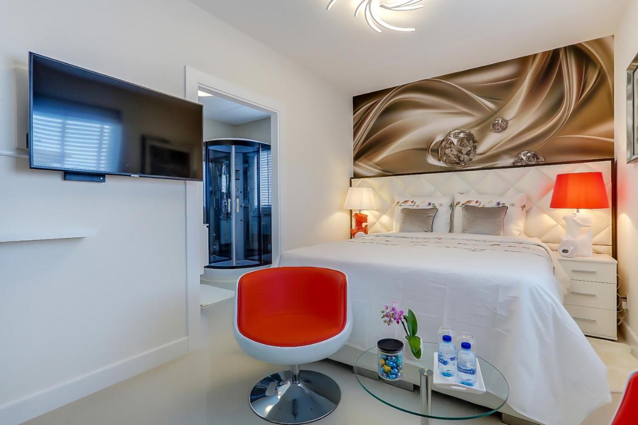 B&B Modern Times Amsterdam Exterior photo
